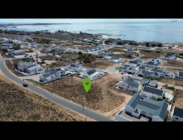 812M² VACANT LAND FOR SALE IN DA GAMA BAY